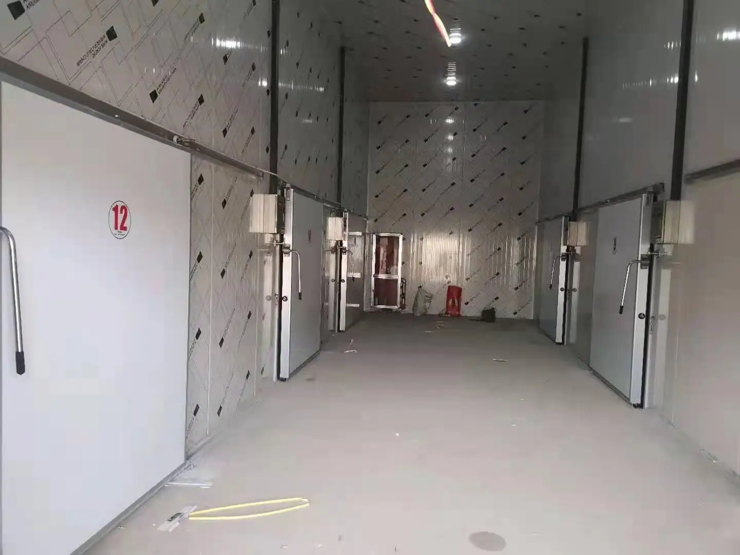 图为Z6尊龙凯时工程建造的冷库